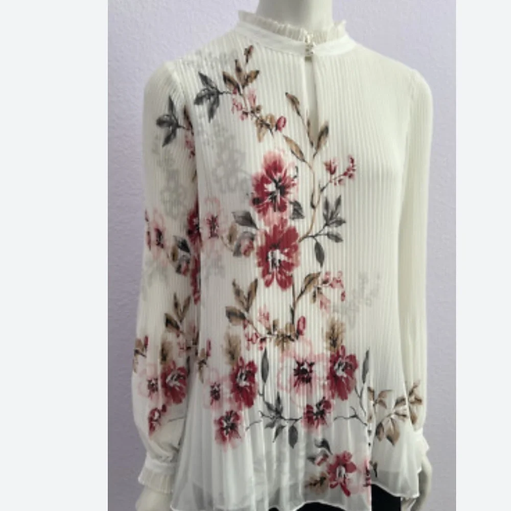 WHBM Womens White Floral Print Pleated Blouse Sz8 NWT - Picture 2 of 10